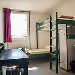 Hi Le D'artagnan Hostel *