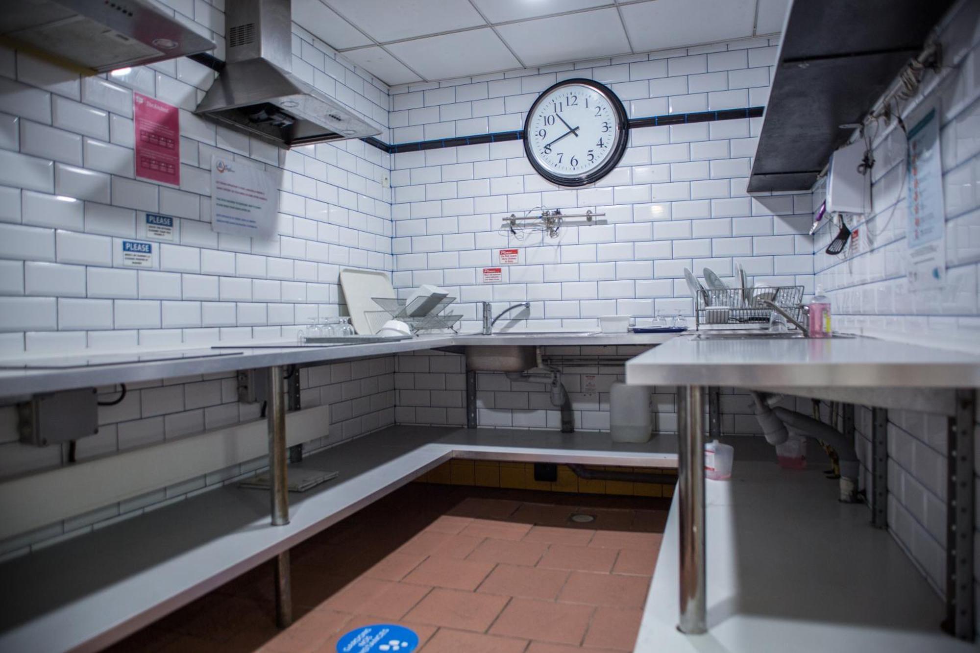 Hi Le D'artagnan Hostel Paris