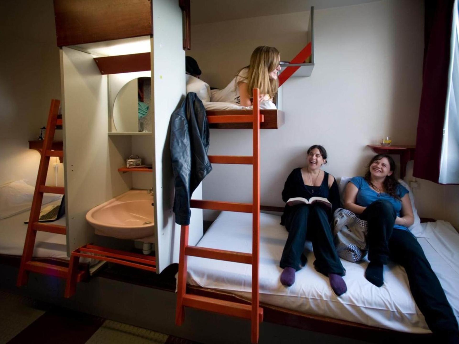 Hi Le D'artagnan Hostel