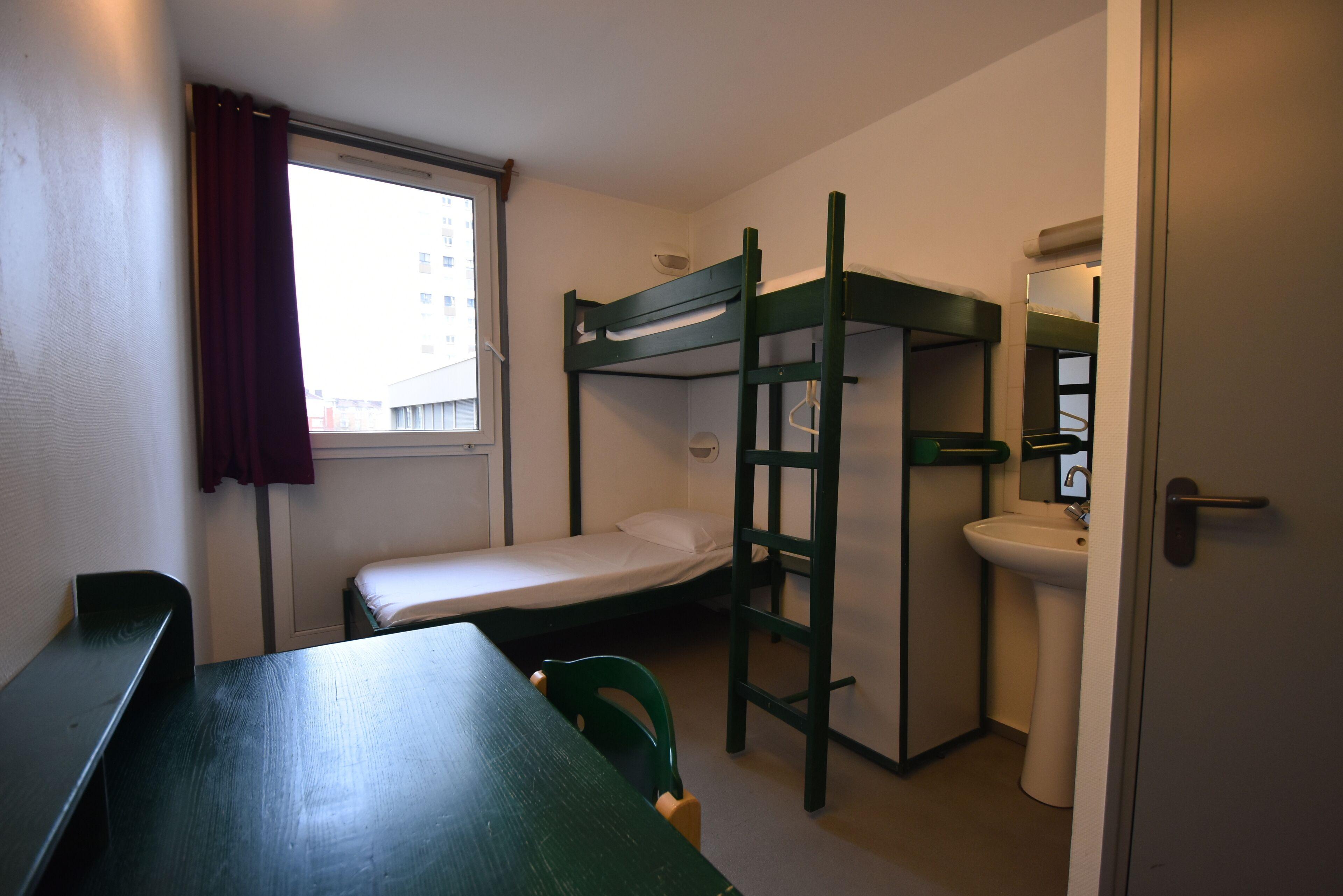 Hostel Hi Le D'artagnan *